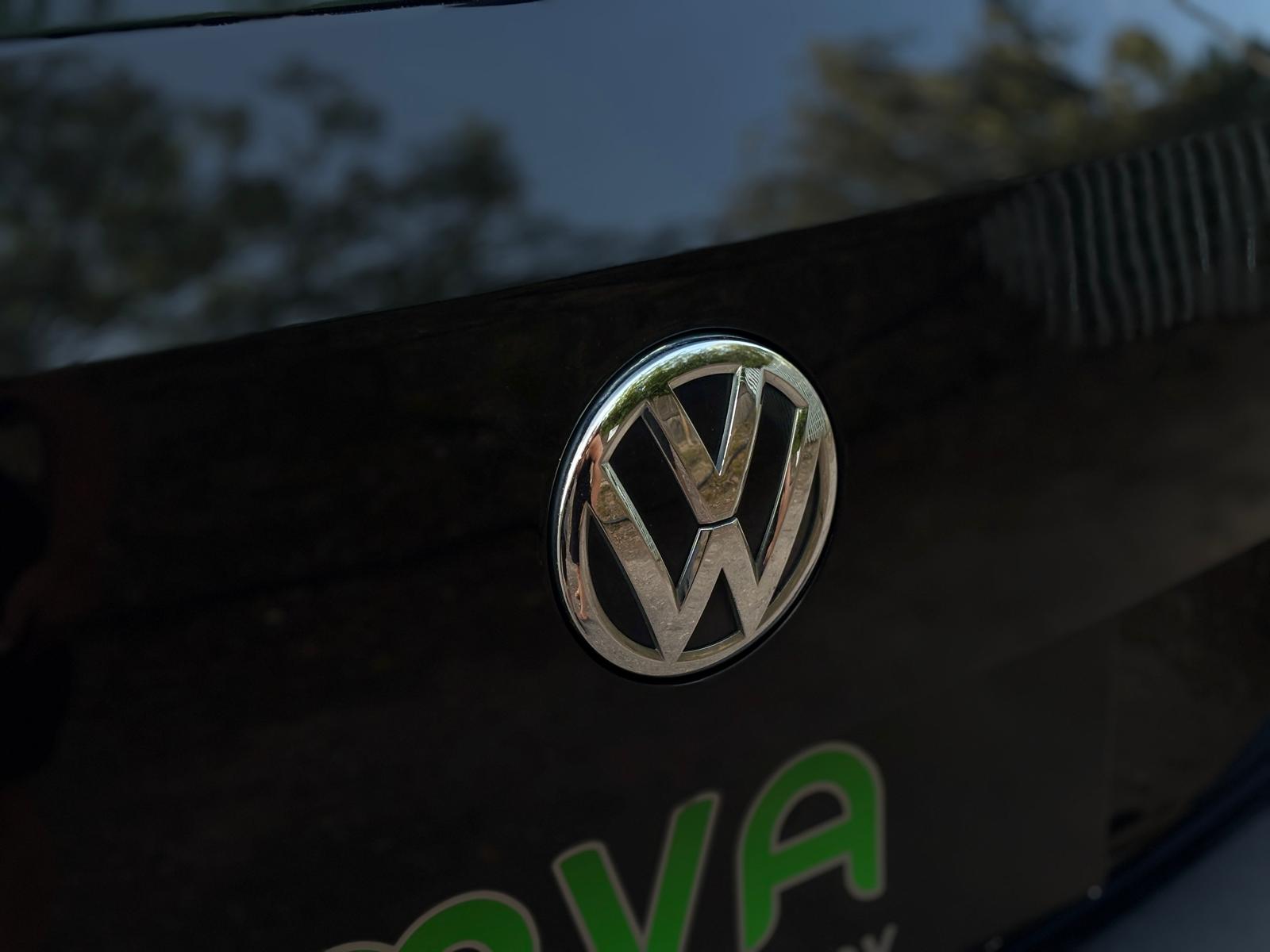 2015 Volkswagen Passat 2.0 TDI SE Business Estate