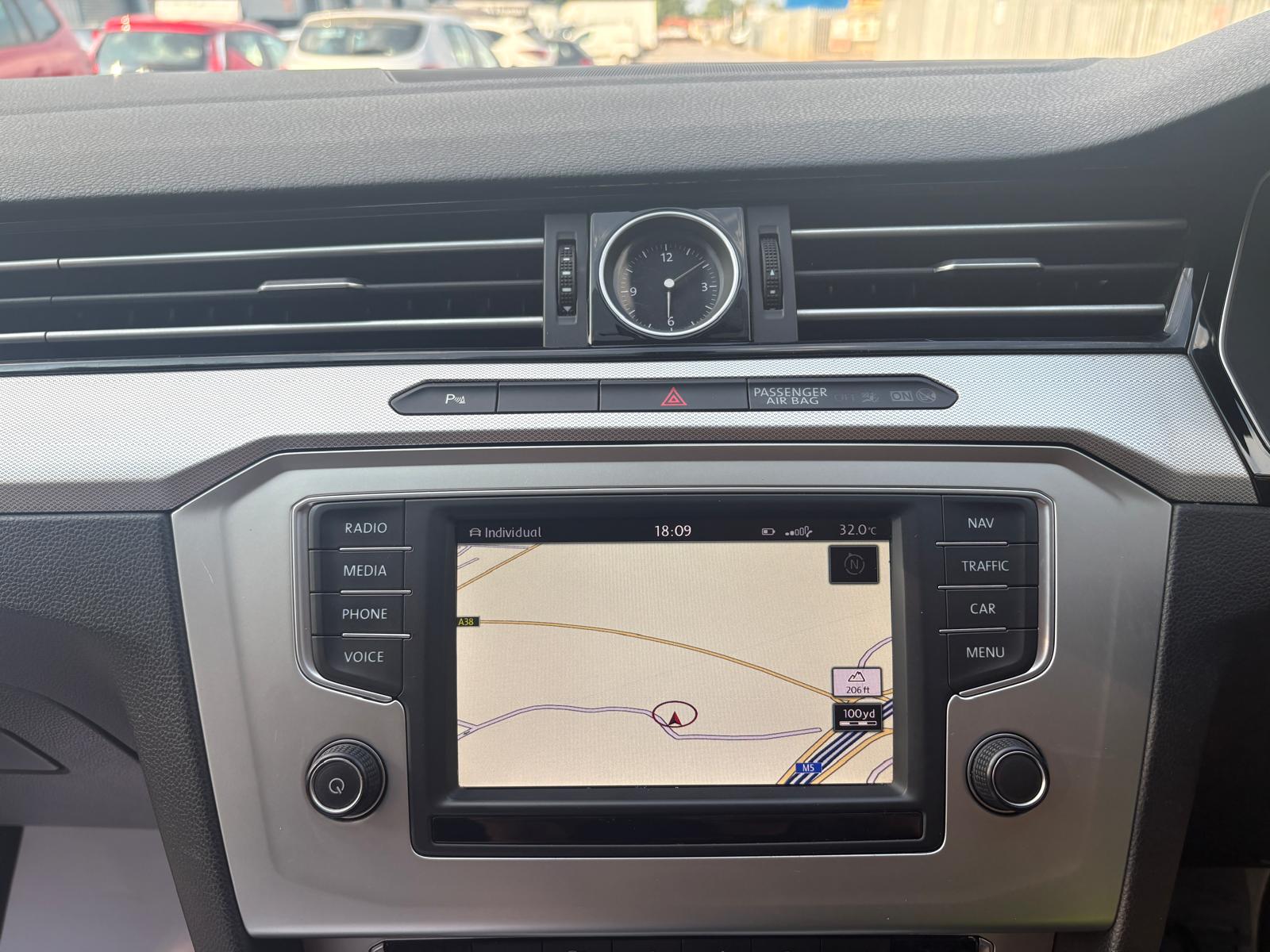 2015 Volkswagen Passat 2.0 TDI SE Business Estate