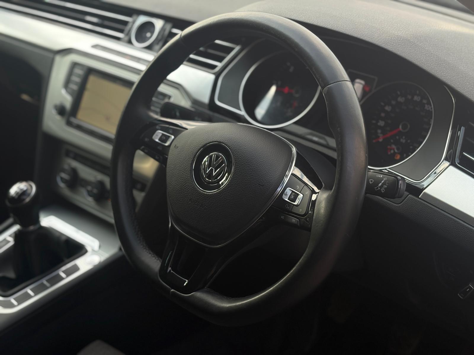 2015 Volkswagen Passat 2.0 TDI SE Business Estate