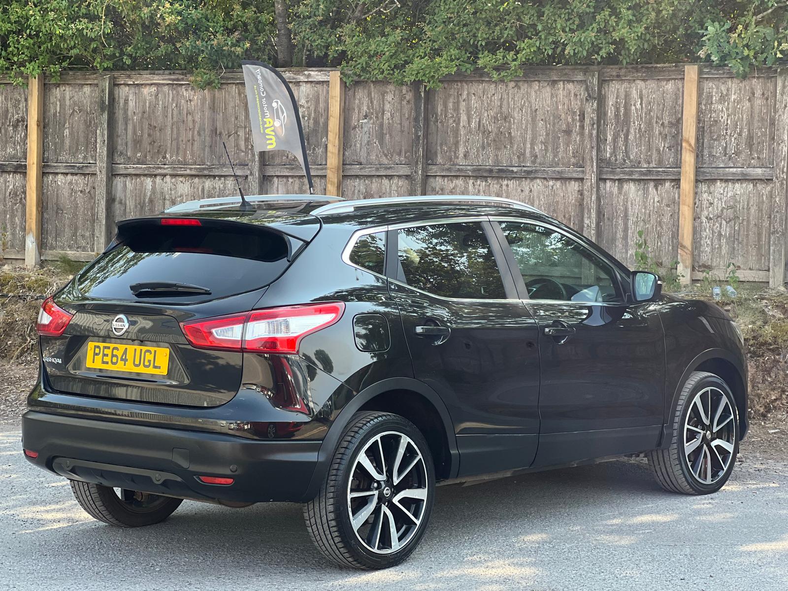 2014 NISSAN QASHQAI TEKNA 4×4 1.6 DCI MANUAL