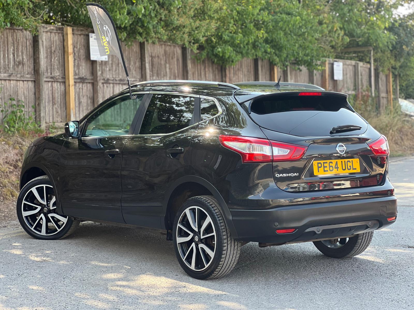 2014 NISSAN QASHQAI TEKNA 4×4 1.6 DCI MANUAL