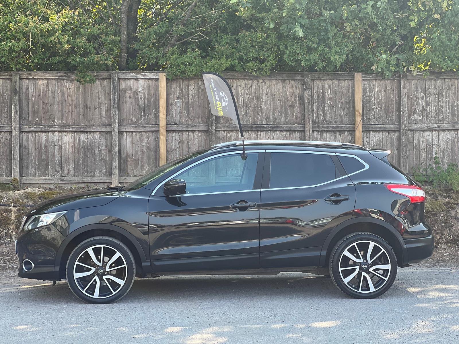 2014 NISSAN QASHQAI TEKNA 4×4 1.6 DCI MANUAL