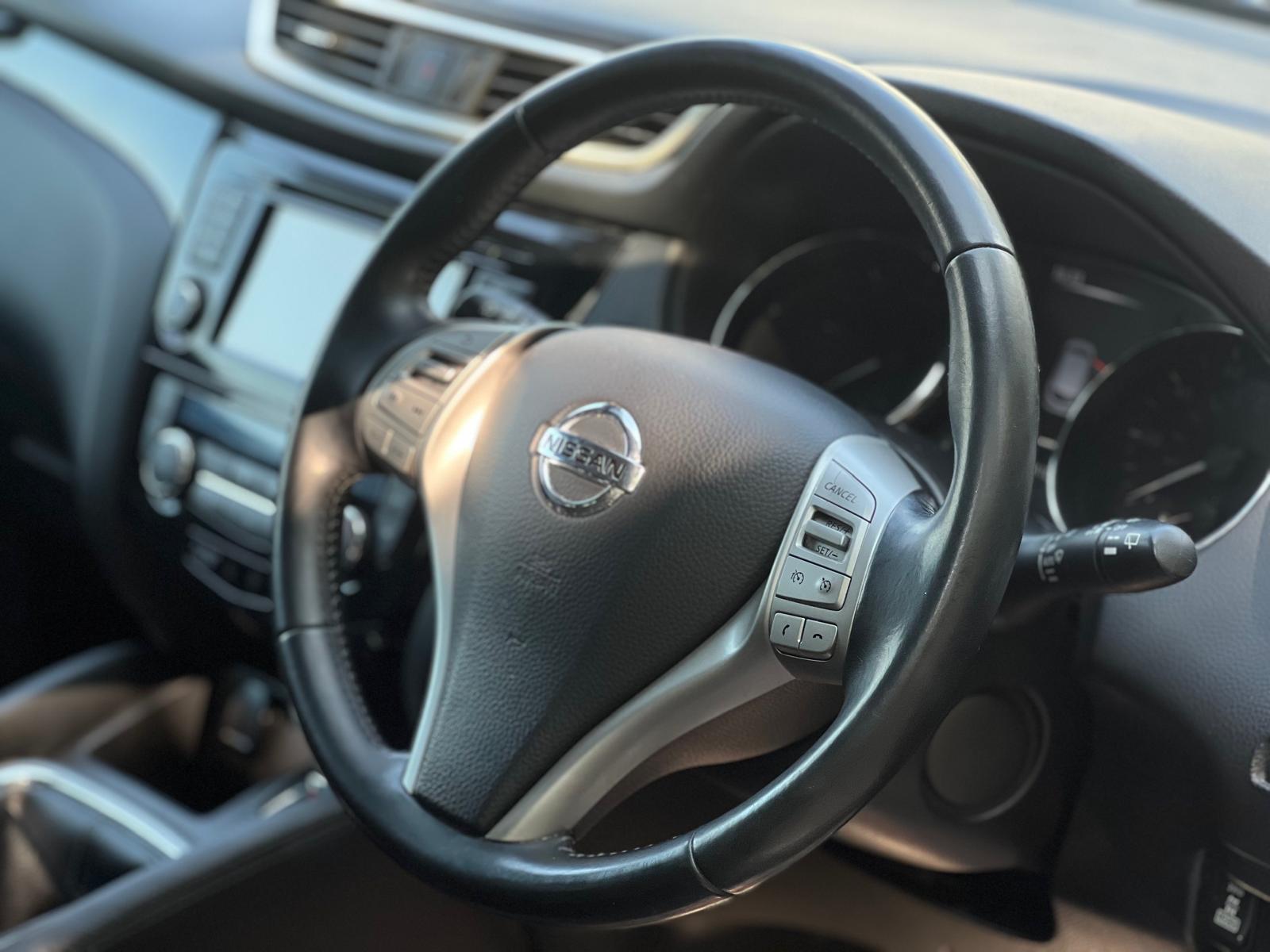 2014 NISSAN QASHQAI TEKNA 4×4 1.6 DCI MANUAL