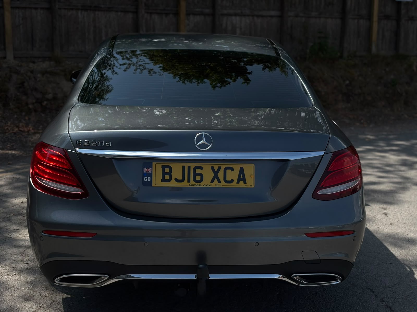 2016 MERCEDES- BENZ E220 D AMG LINE 9G SALOON