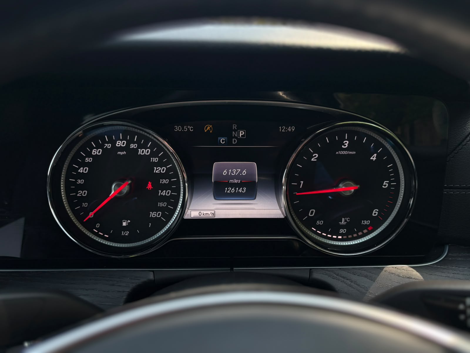 2016 MERCEDES- BENZ E220 D AMG LINE 9G SALOON
