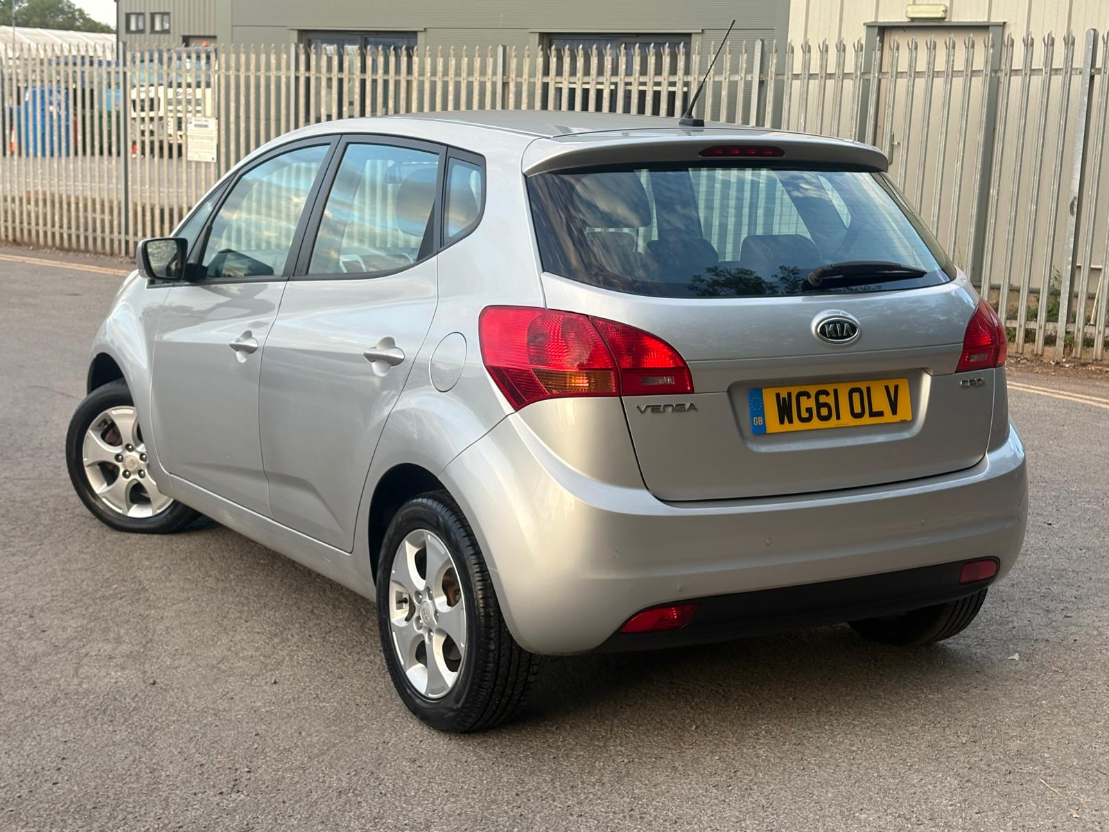 2012 KIA VENGA 1.4 CRDI MANUAL