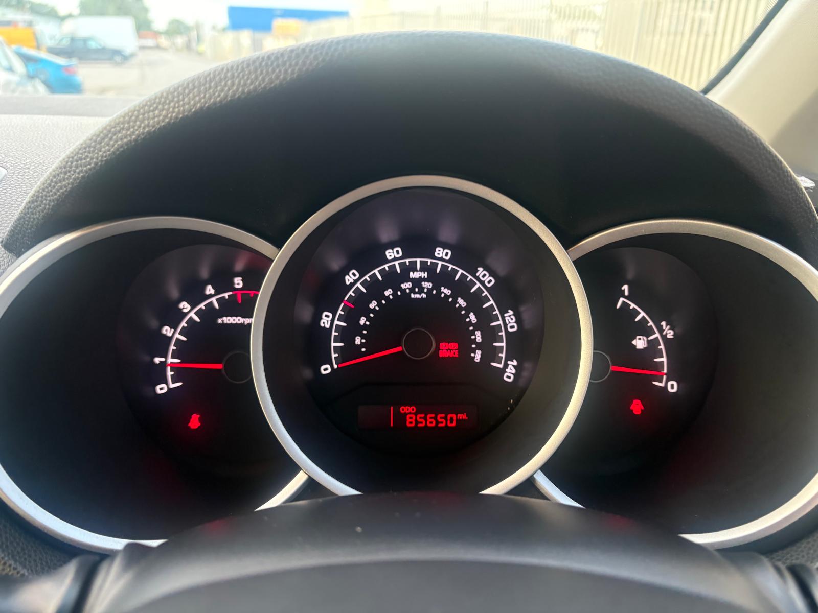 2012 KIA VENGA 1.4 CRDI MANUAL
