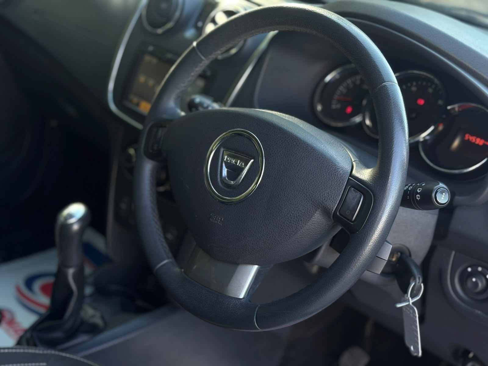 2013 Dacia Sandero 1.2 75 16V Laureate Hatchback