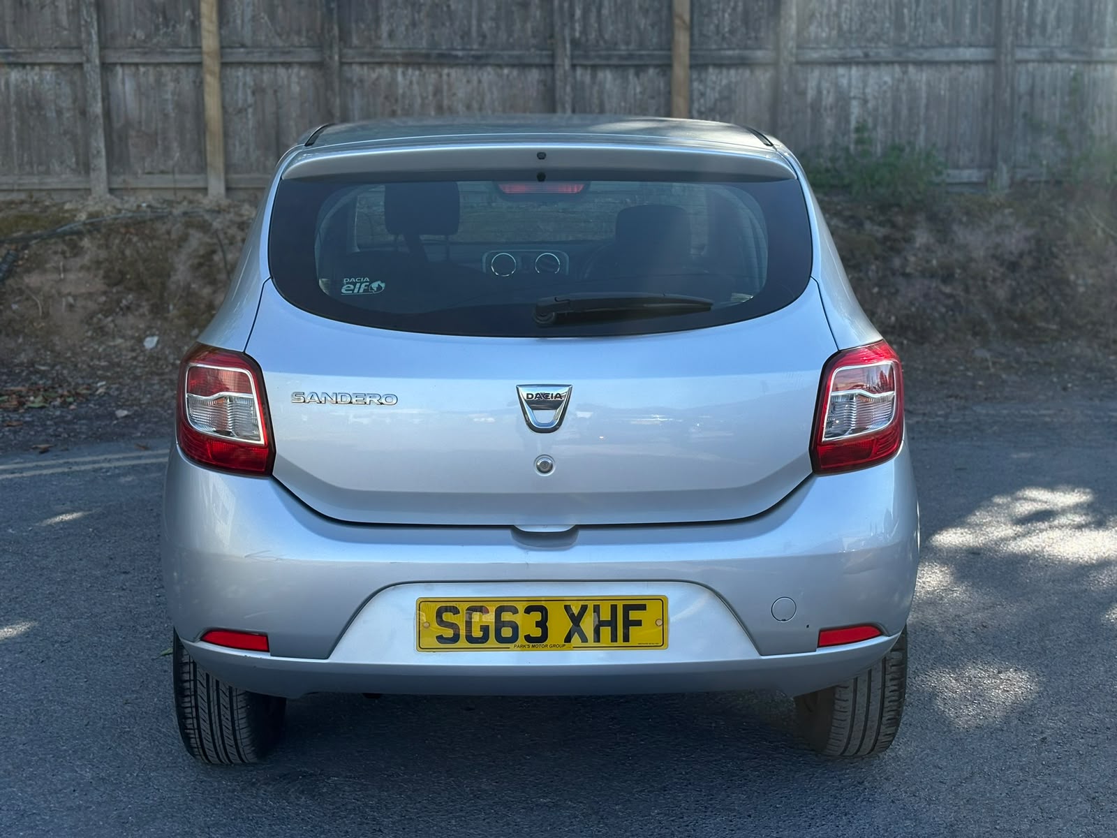 2013 Dacia Sandero 1.2 75 16V Laureate Hatchback