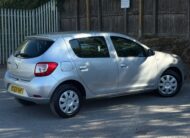 2013 Dacia Sandero 1.2 75 16V Laureate Hatchback