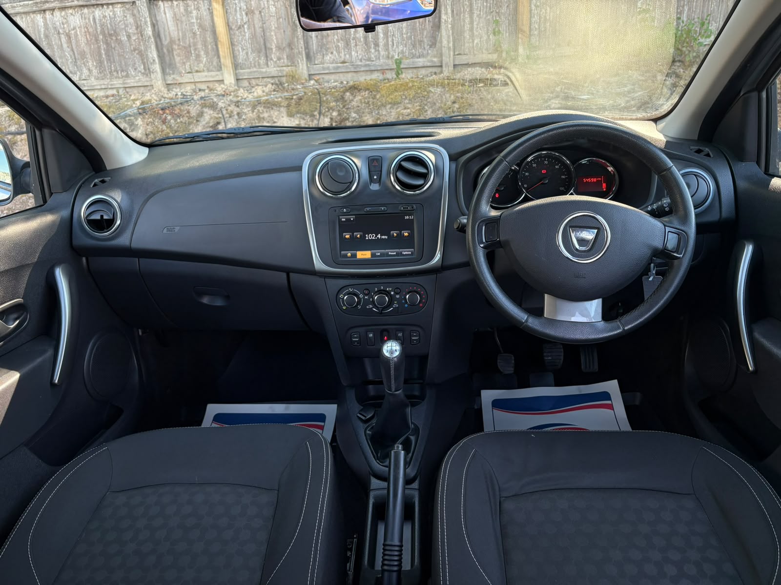 2013 Dacia Sandero 1.2 75 16V Laureate Hatchback