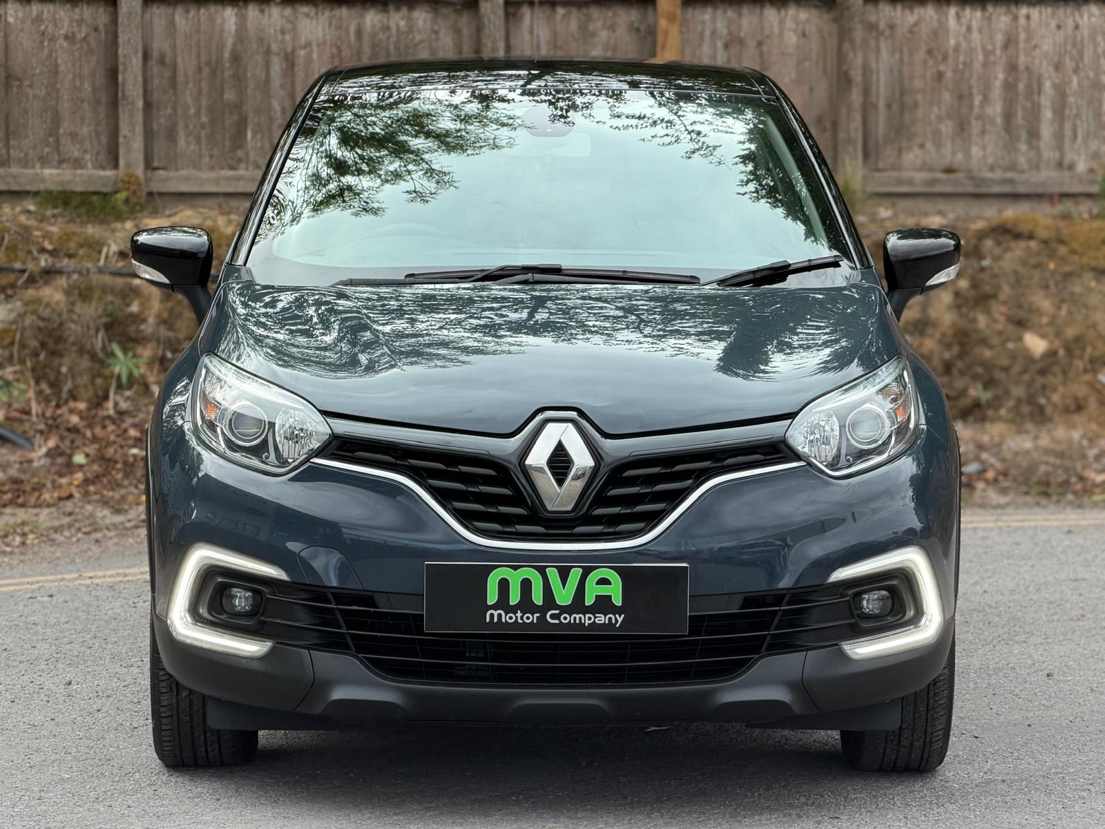 2019 Renault Captur 0.9 TCE 90 ICONIC Hatchback