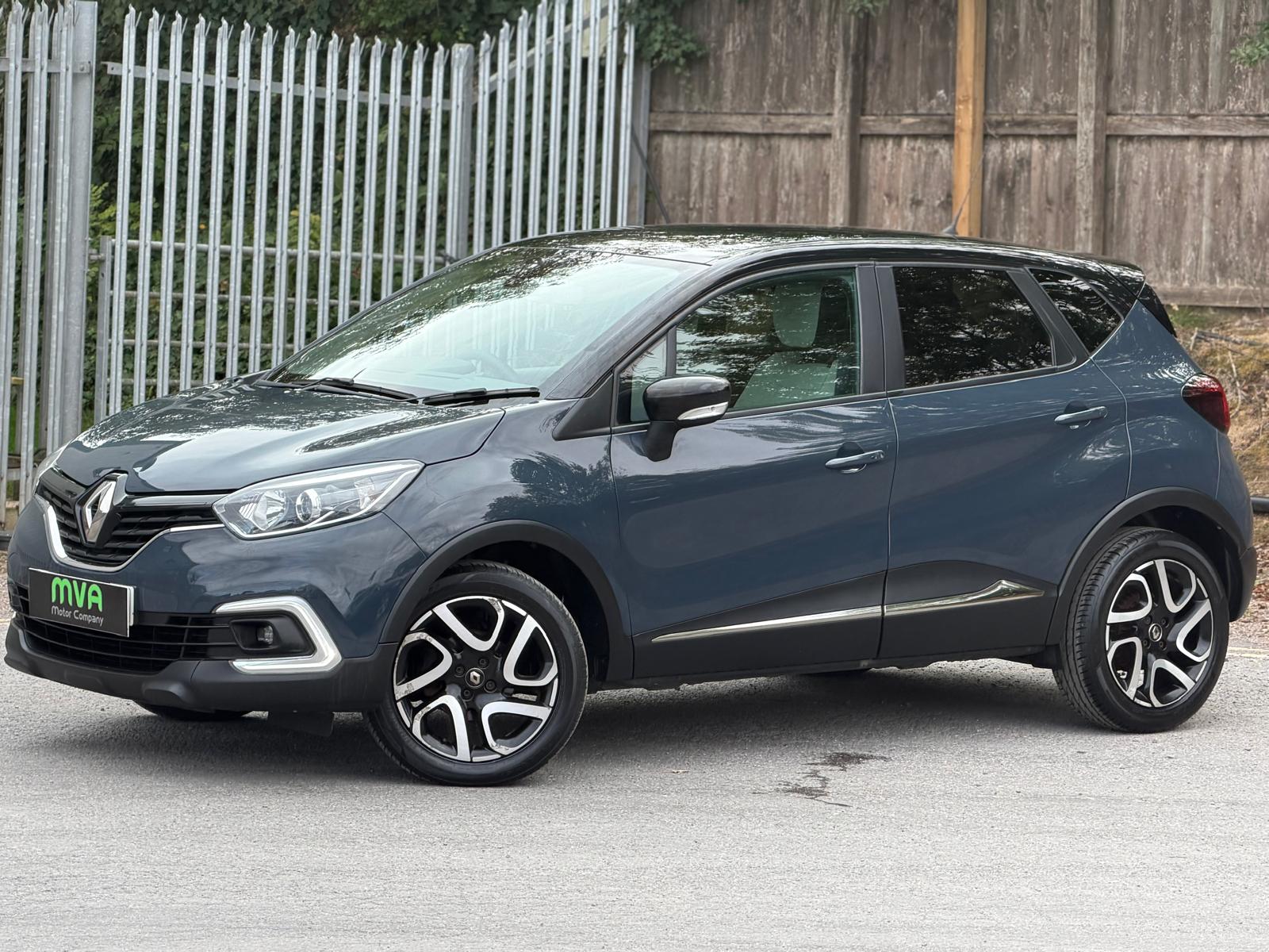 2019 Renault Captur 0.9 TCE 90 ICONIC Hatchback