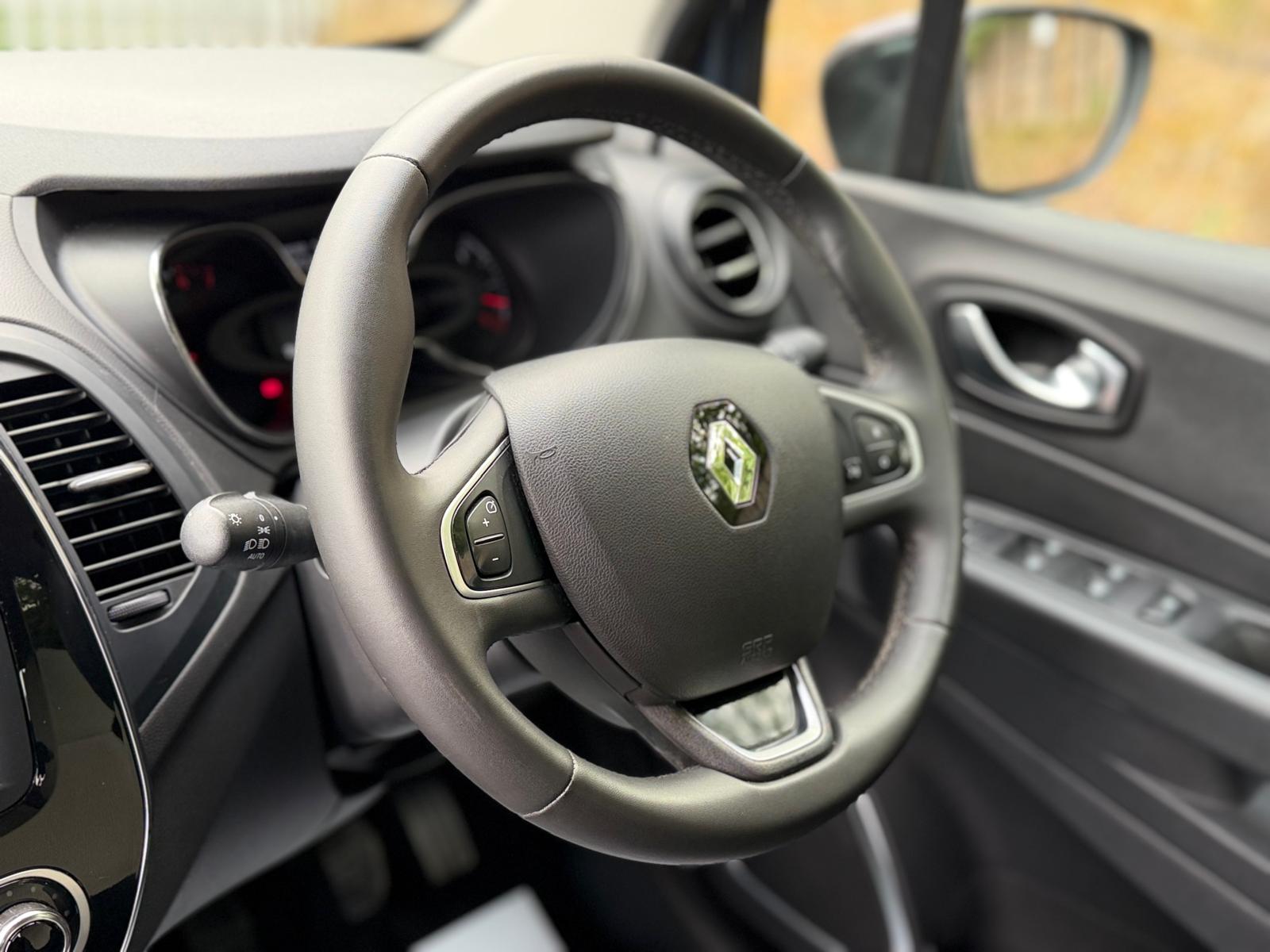 2019 Renault Captur 0.9 TCE 90 ICONIC Hatchback