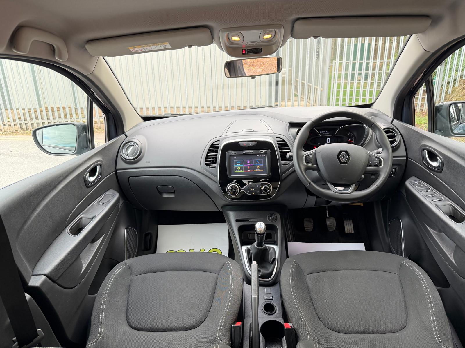 2019 Renault Captur 0.9 TCE 90 ICONIC Hatchback