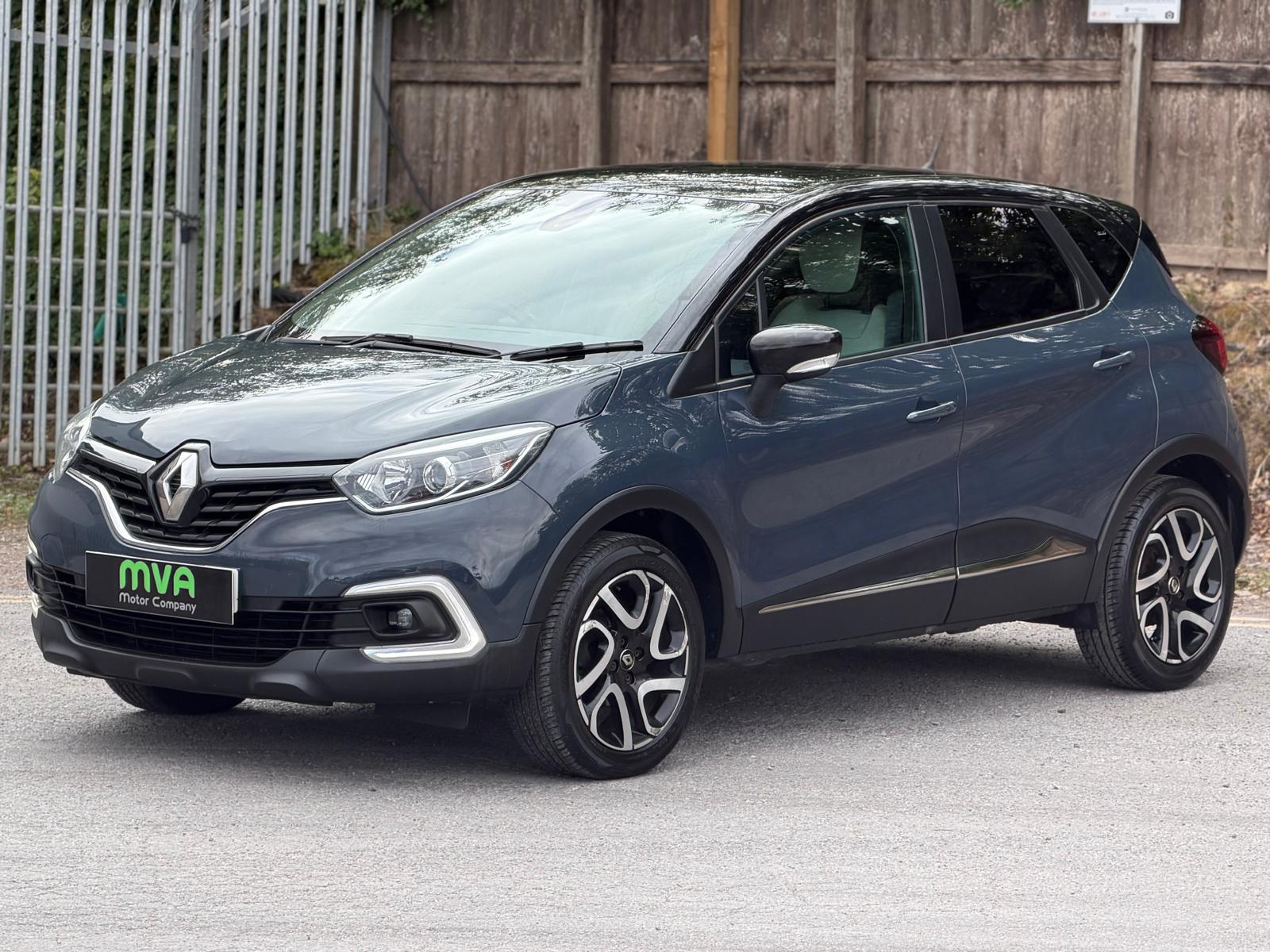 2019 Renault Captur 0.9 TCE 90 ICONIC Hatchback