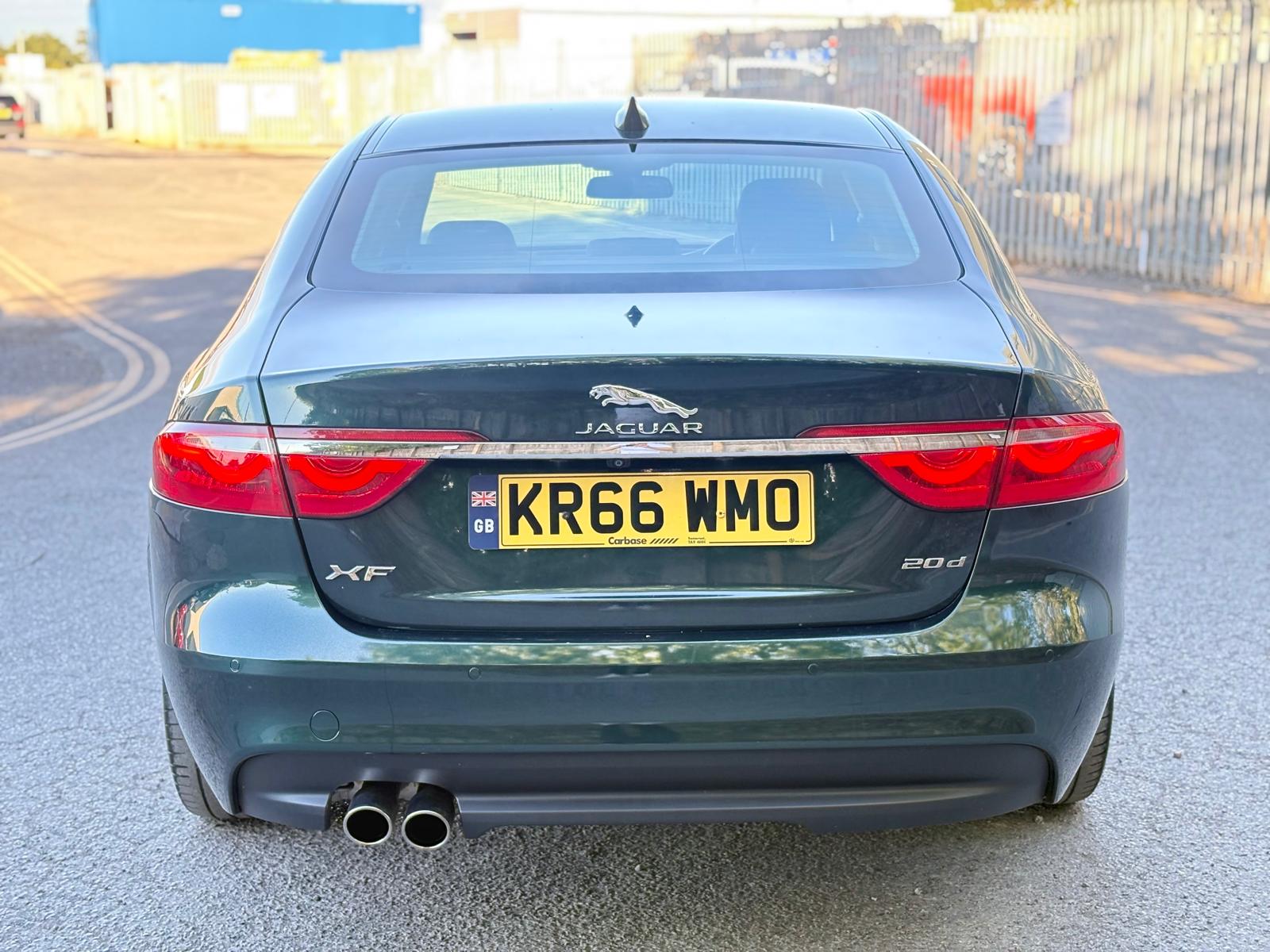 2017 JAGUAR XF 2.0 Portfolio Saloon